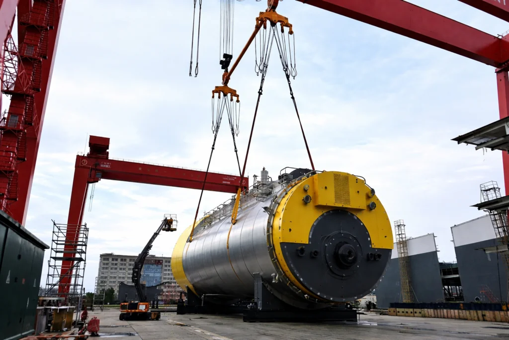 Heavy cargo transport operation